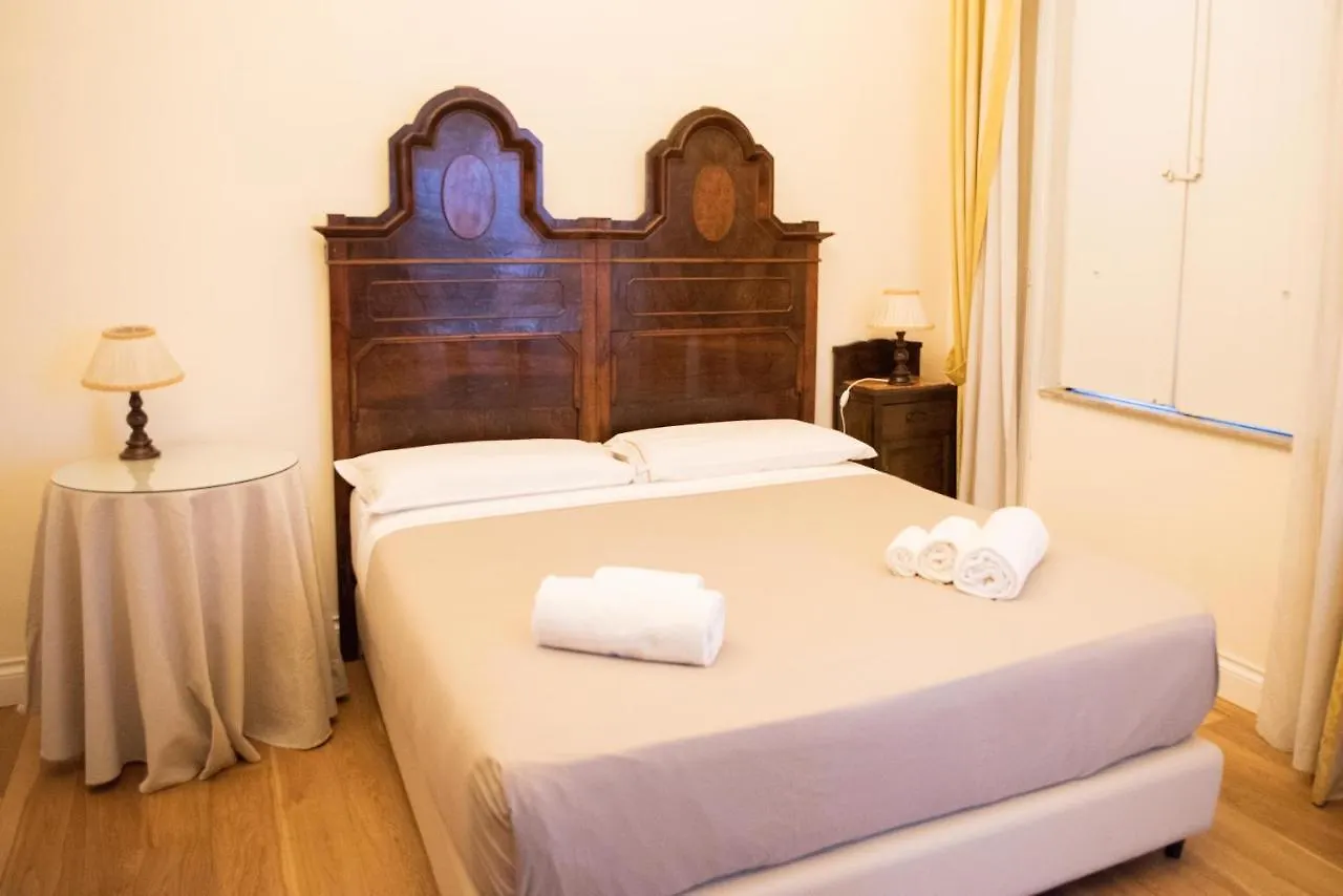 *** Gasthof Etnea Suite 668 Catania Italien